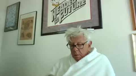 Snapshot of bestshot1951 chatting on 06/03/26, 12:41 bestshot1951 online show from 06/03/26, 12:41