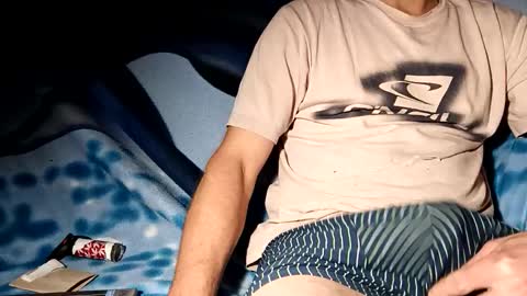 Snapshot of betelik7 chatting on 10/21/25, 09:37 betelik7 online show from 10/21/25, 09:37