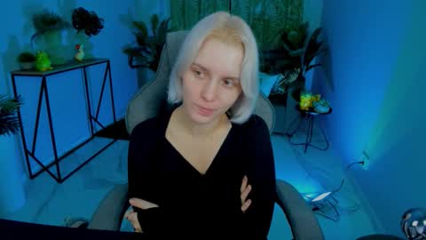 Bethany online show from 11/19/25, 06:13