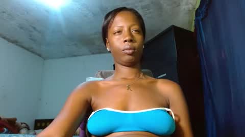 Snapshot of bethanywilsom chatting on 01/22/25, 03:29 Bethany Wilson online show from 01/22/25, 03:29