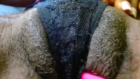 Snapshot of bethanywilsom chatting on 01/28/25, 08:04 Bethany Wilson online show from 01/28/25, 08:04