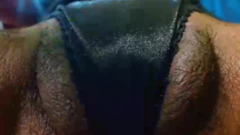 Snapshot of bethanywilsom chatting on 10/29/25, 01:57 Bethany Wilson online show from 10/29/25, 01:57