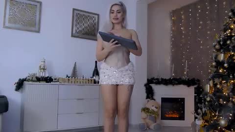 bethierusse online show from 12/22/25, 05:48