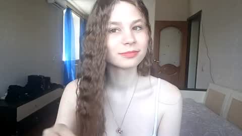 Snapshot of bethkallberg chatting on 06/18/26, 09:14 Leila online show from 06/18/26, 09:14