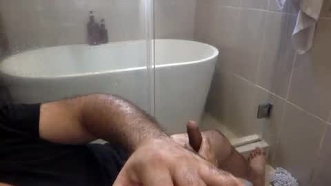 Virtual Gentleman online show from 02/10/25, 01:44