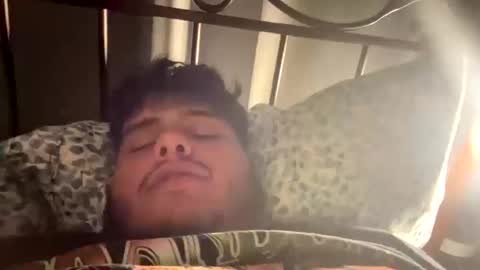 Snapshot of betorsido2 chatting on 10/18/25, 09:21 betorsido2 online show from 10/18/25, 09:21