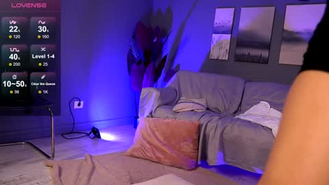 Snapshot of betsygonzale chatting on 01/12/25, 04:42 Betty online show from 01/12/25, 04:42