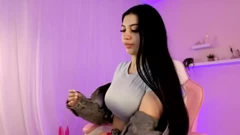 Betty online show from 04/19/26, 04:01