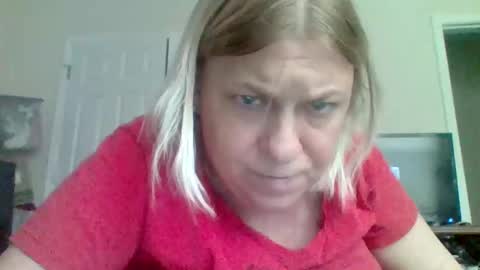 betsygore78 online show from 02/11/25, 05:40