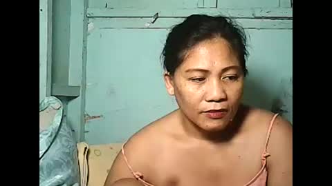 Snapshot of betty_83 chatting on 12/10/24, 12:39 betty_83 online show from 12/10/24, 12:39