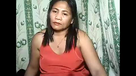 Snapshot of betty_83 chatting on 12/23/24, 05:11 betty_83 online show from 12/23/24, 05:11