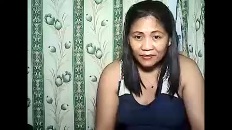 Snapshot of betty_83 chatting on 12/25/24, 03:38 betty_83 online show from 12/25/24, 03:38