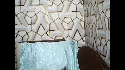 betty_83 online show from 04/01/26, 02:25