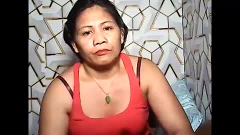 Snapshot of betty_83 chatting on 04/27/26, 12:25 betty_83 online show from 04/27/26, 12:25