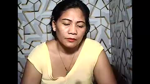 Snapshot of betty_83 chatting on 05/08/26, 11:37 betty_83 online show from 05/08/26, 11:37