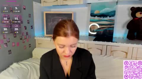 Snapshot of betty_baker1 chatting on 09/13/25, 02:00 Betty online show from 09/13/25, 02:00