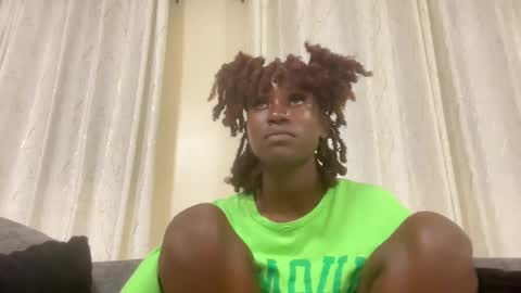 Snapshot of betty_fire_ chatting on 01/03/25, 06:14 Adah online show from 01/03/25, 06:14