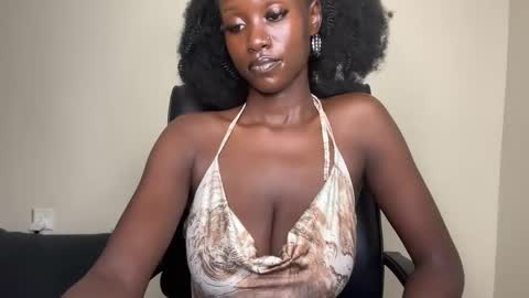 Snapshot of betty_fire_ chatting on 01/16/25, 10:23 Adah online show from 01/16/25, 10:23