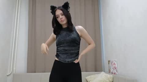 Ava online show from 06/02/26, 12:29