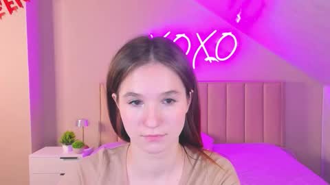 Eva online show from 11/14/25, 09:57