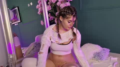 Betty online show from 04/29/26, 04:27