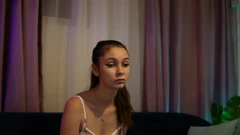  Betty  online show from 10/02/25, 06:48