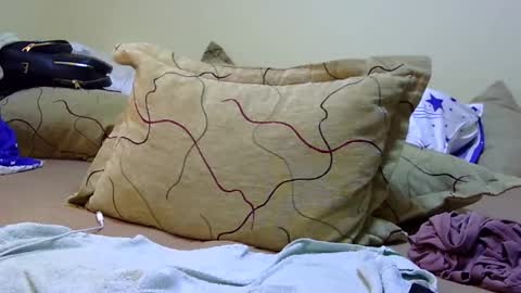 bety25 online show from 11/19/25, 03:01