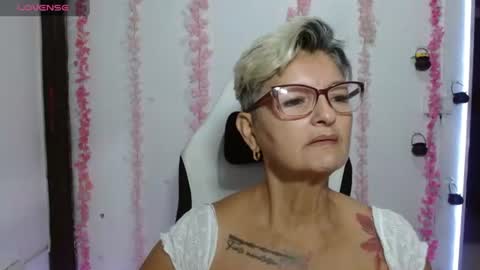 Snapshot of bety_cum3 chatting on 06/29/26, 12:05 bibiana online show from 06/29/26, 12:05
