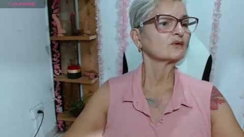 Snapshot of bety_cum3 chatting on 07/16/26, 07:31 bibiana online show from 07/16/26, 07:31