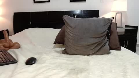 Catalina online show from 02/05/25, 10:33