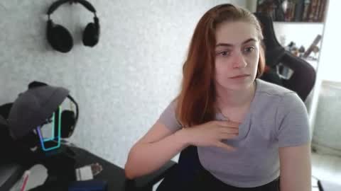 Snapshot of beverly_yay chatting on 05/01/26, 09:47 beverly_yay online show from 05/01/26, 09:47