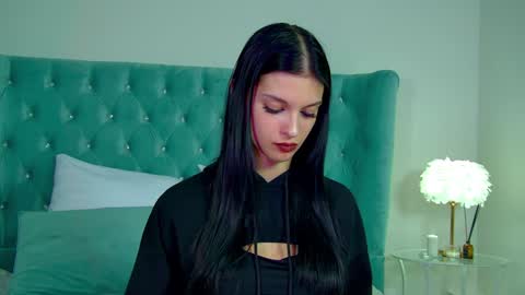 Snapshot of beverlyyork chatting on 02/04/25, 09:49 Beverly online show from 02/04/25, 09:49