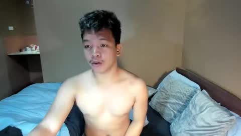 Snapshot of bexyourxman chatting on 06/01/26, 03:47 Adrian online show from 06/01/26, 03:47