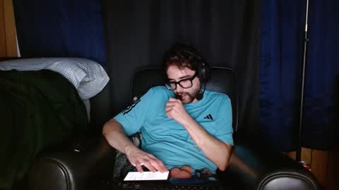 Snapshot of bexysarker chatting on 12/06/24, 12:16 BexySarker online show from 12/06/24, 12:16