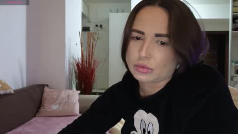   BeyonceDoll       Twitter DollBeyonce    online show from 03/05/26, 09:33