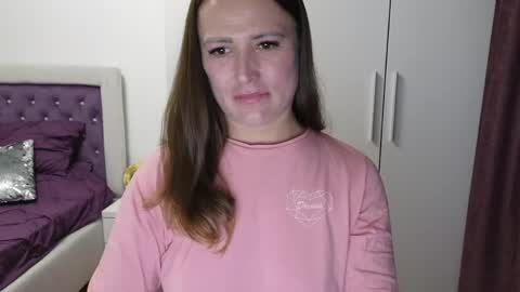   BeyonceDoll       Twitter DollBeyonce    online show from 04/16/26, 05:47