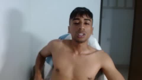 Snapshot of bfernando_05 chatting on 03/08/26, 02:04 BAYRON online show from 03/08/26, 02:04