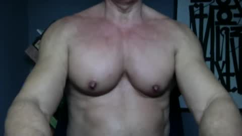 BGDKMUSCLEGUY - SELECTED BY CHATURBATE AS A TOP BROADCASTER FOR 2023 online show from 04/28/26, 02:27
