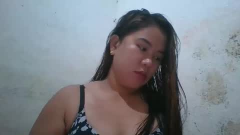 Snapshot of bhubbles chatting on 02/16/26, 12:23 bhubbles online show from 02/16/26, 12:23