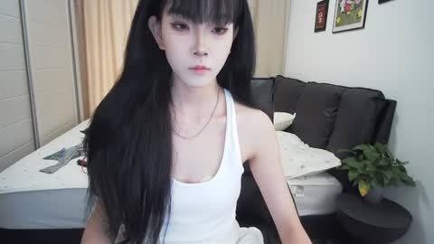 Snapshot of bhwuyulian chatting on 06/29/26, 05:35 bhwuyulian online show from 06/29/26, 05:35
