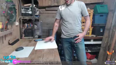 My name is David and if you like public exhibitions you wont be disappointed with me LoL - My favorite vibes is 44  online show from 12/30/24, 03:02