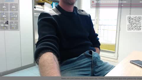 My name is David and if you like public exhibitions you wont be disappointed with me LoL - My favorite vibes is 44  online show from 02/05/25, 04:25