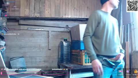 My name is David and if you like public exhibitions you wont be disappointed with me LoL - My favorite vibes is 44  online show from 02/14/25, 10:28