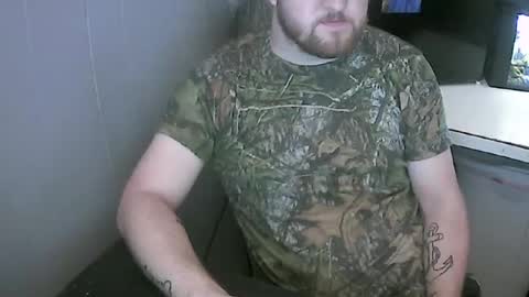 Snapshot of bi_guy_1993 chatting on 04/26/26, 11:35 bi_guy_1993 online show from 04/26/26, 11:35