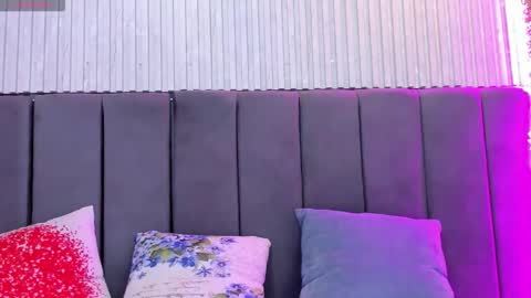 bianca_spear online show from 11/17/25, 12:00