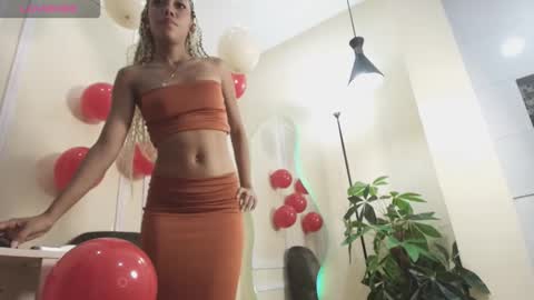 biancaa__18 online show from 11/20/25, 12:05