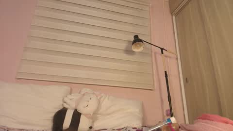 biancaa__18 online show from 12/15/25, 08:13