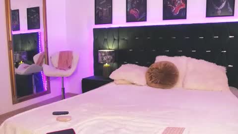 biancavitale online show from 04/22/26, 06:38