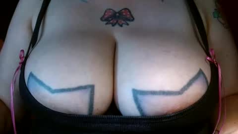 Snapshot of bianka_star_ chatting on 12/12/24, 10:31 bianca online show from 12/12/24, 10:31