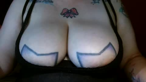 Snapshot of bianka_star_ chatting on 12/26/24, 04:47 bianca online show from 12/26/24, 04:47